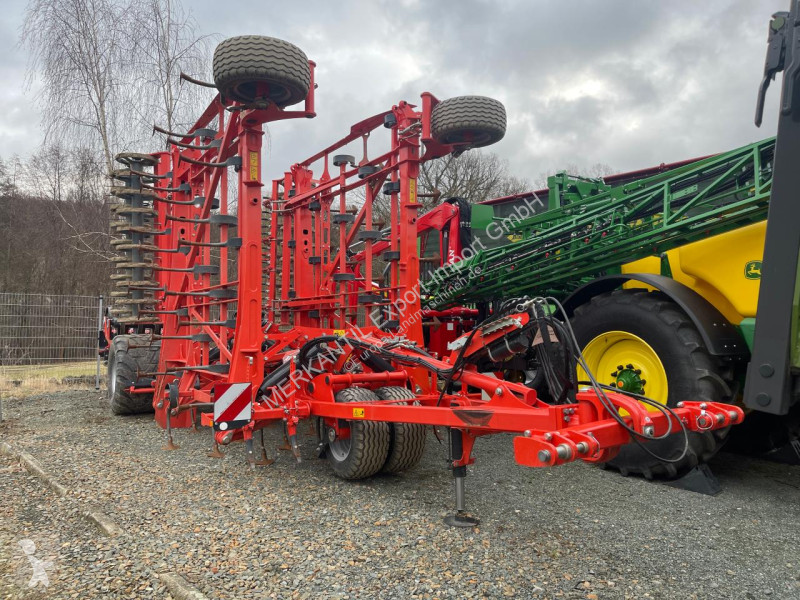 Outils du sol non animés Kuhn Prolander 9000