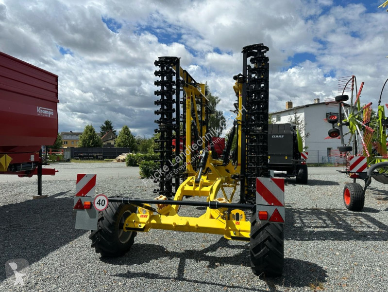 أدوات تربة غير متحركة Bednar  Swifter SO 6000 F