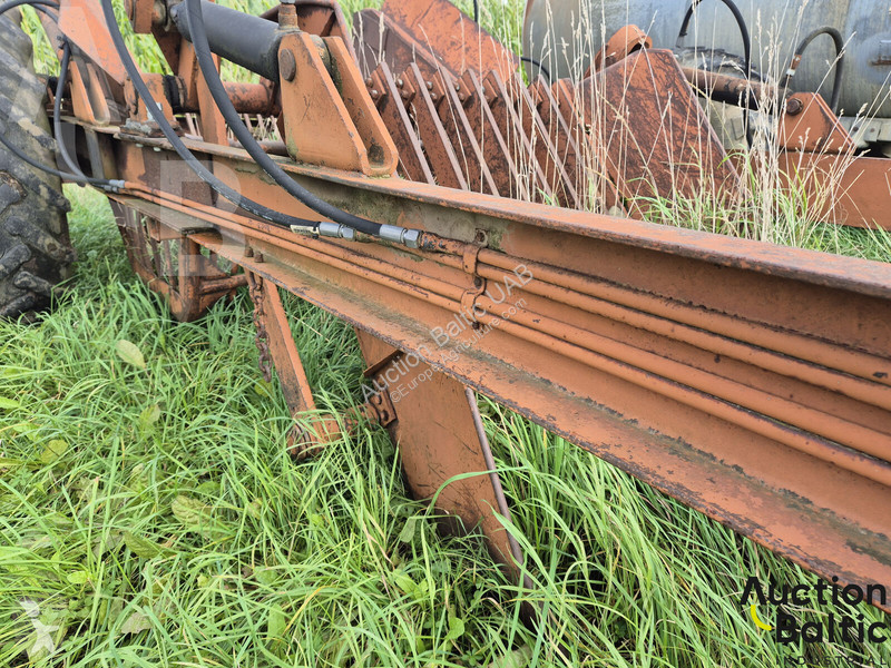 Non-power harrow