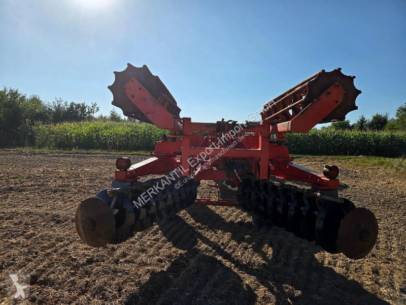 Niet aangedreven grondwerktuigen Kuhn XM36/660