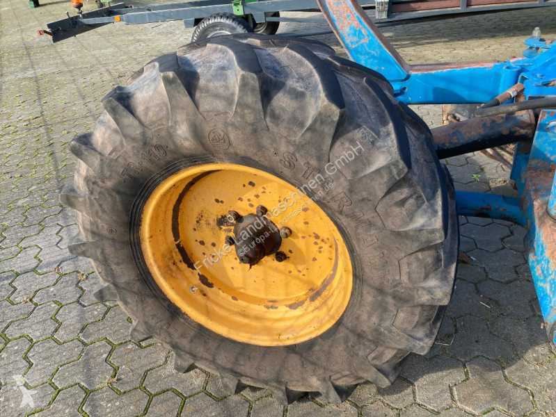 Ikke-bevægelige jordbearbejdningsredskaber...