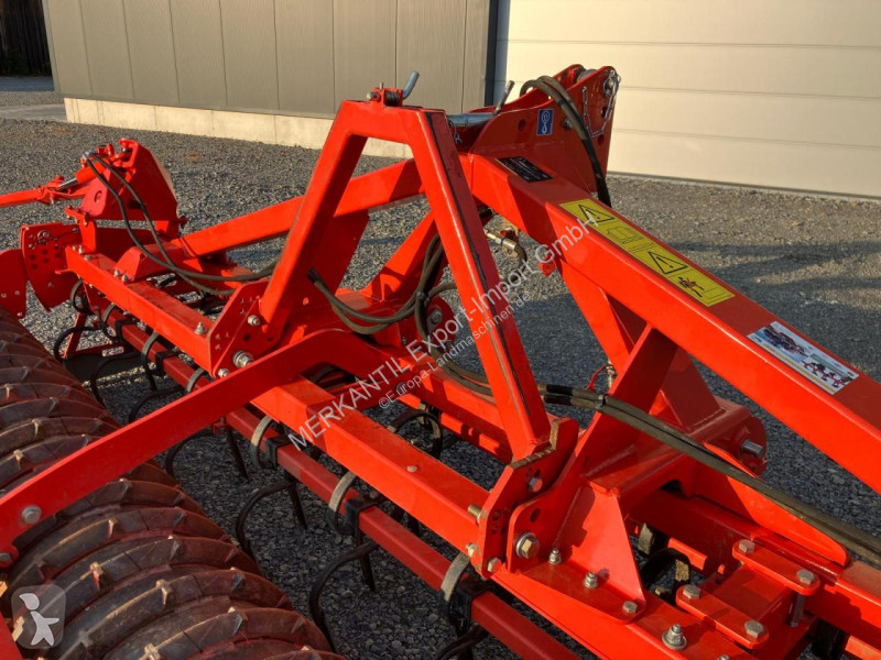 Outils du sol non animés Kuhn  CD400