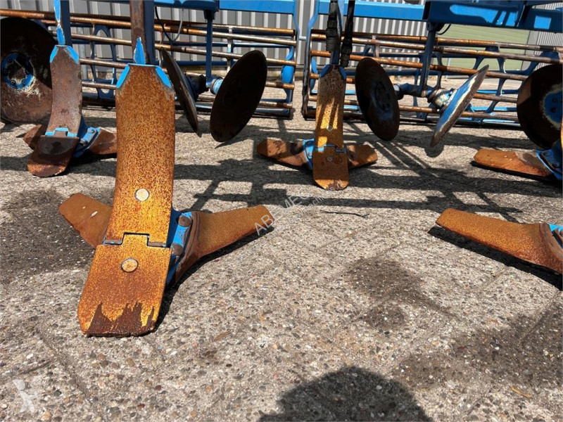 Outils du sol non animés Lemken Smaragd 4,0 mtr...
