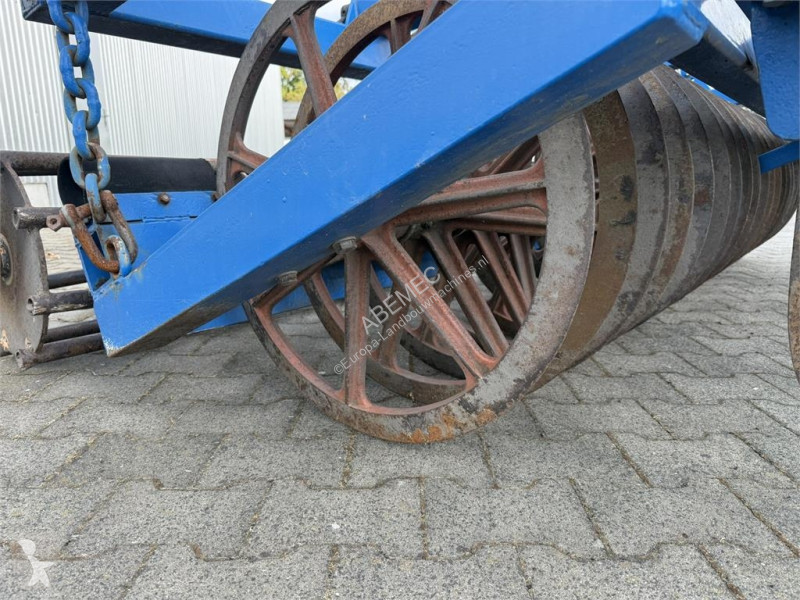 Icke rörliga markverktyg  Cultivator met pakkerrol