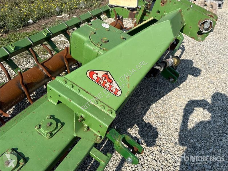 Техніка для обробки ґрунту Celli MT 3.00