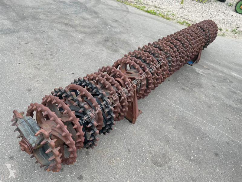 Ferramenta do solo não motorizado...