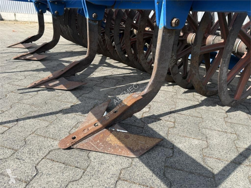 Icke rörliga markverktyg  Cultivator met pakkerrol