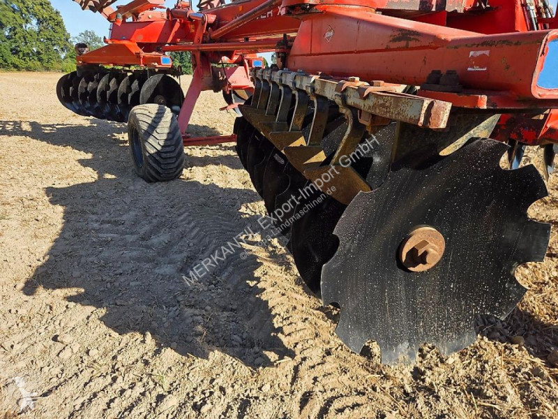 Niet aangedreven grondwerktuigen Kuhn XM36/660