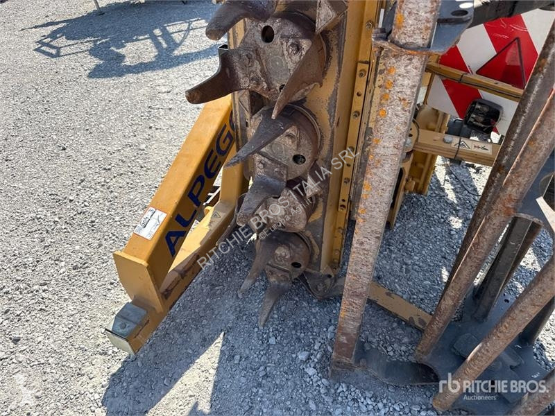 Niet aangedreven grondwerktuigen Alpego DP-400...