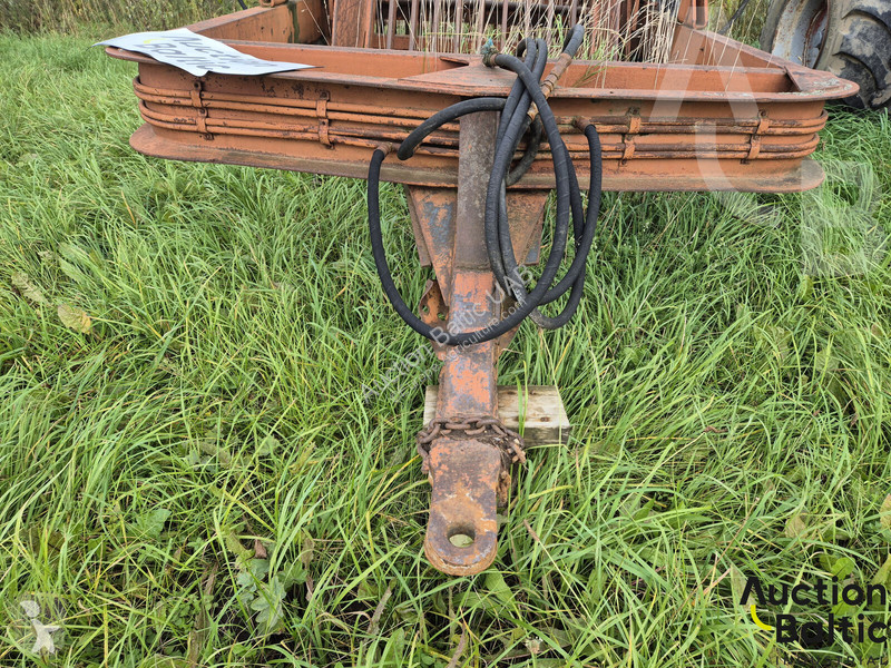Non-power harrow