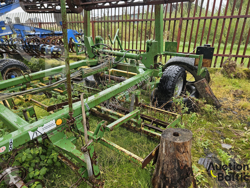 Pohyblivé zemní nástroje  EPK 6000