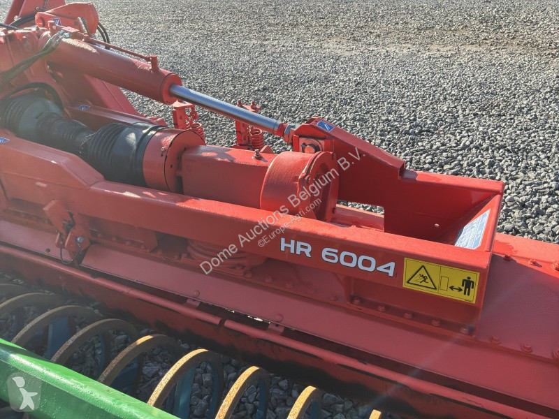 Pohyblivé zemní nástroje Kuhn HR6004
