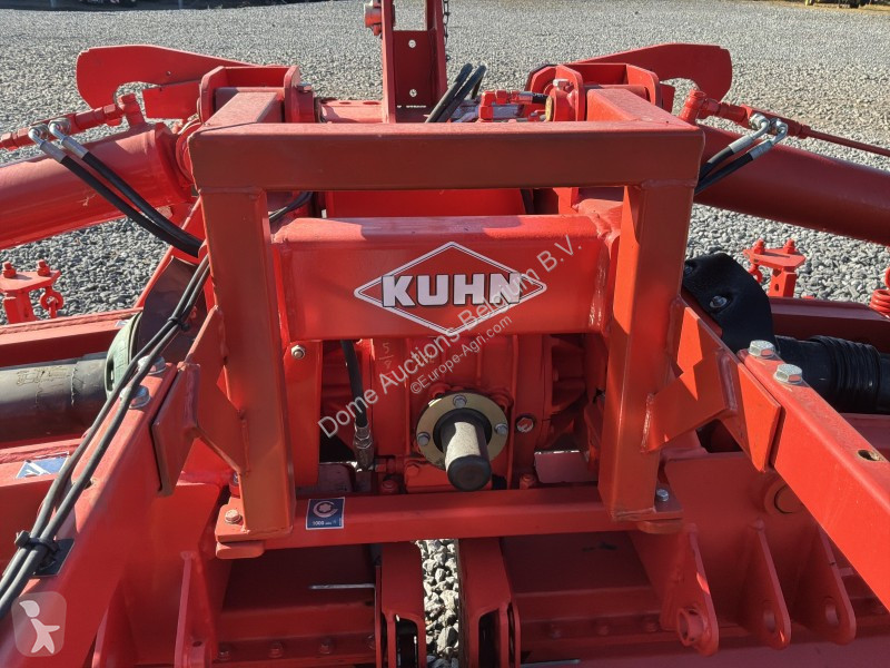 Pohyblivé zemní nástroje Kuhn HR6004