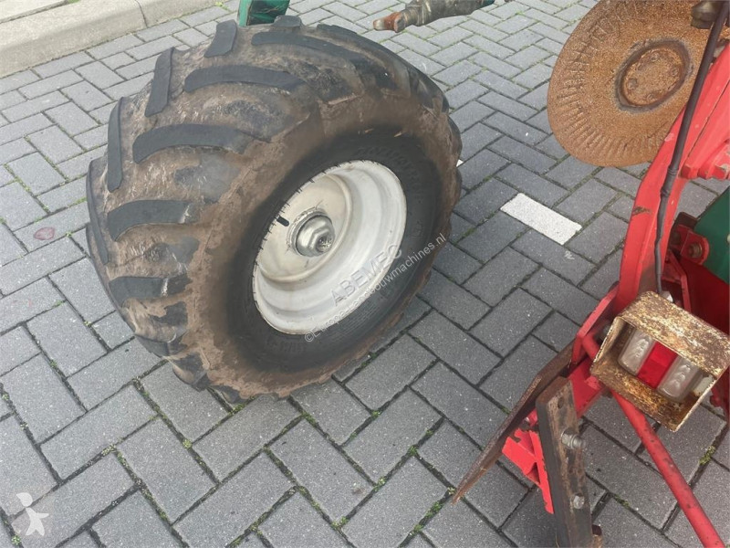 Icke rörliga markverktyg Kverneland LB 85-300 6...