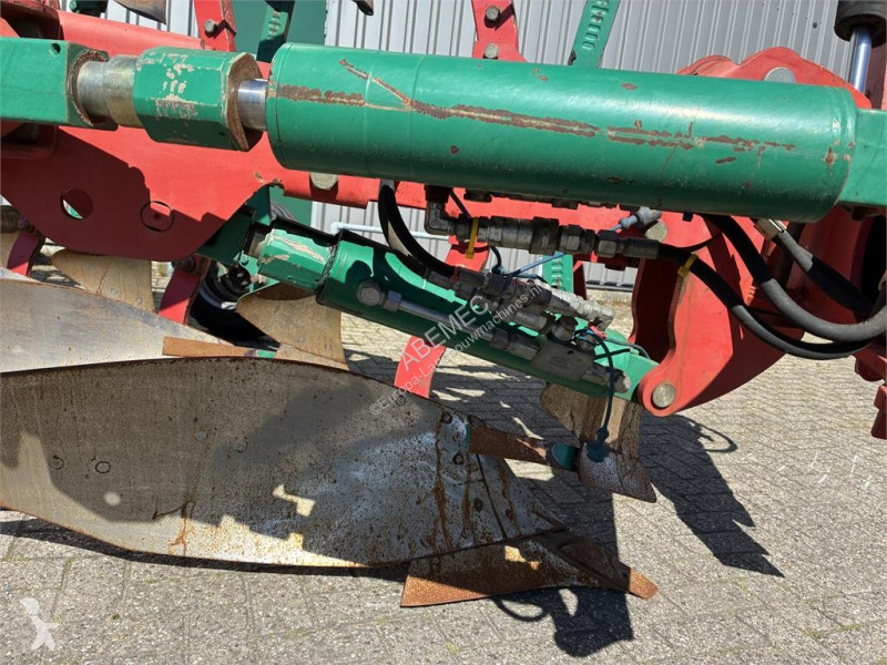Kverneland LB 85 5-schaar met packomat...