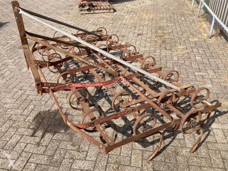 Outils du sol non animés triltandcultivator