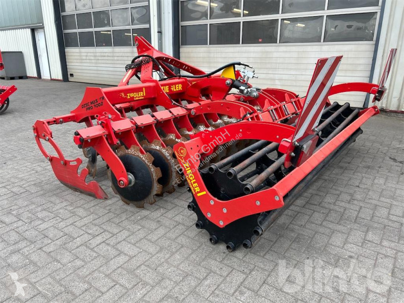 Outils du sol non animés Ziegler Disc Master 3002