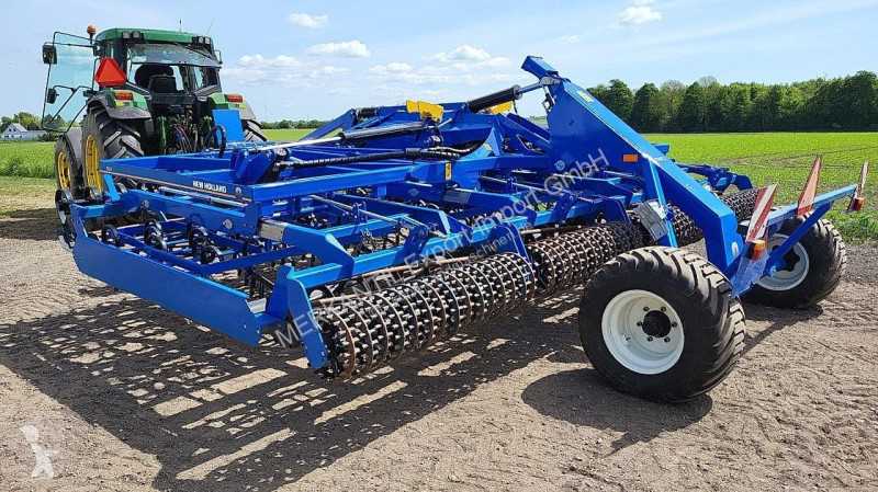 Icke rörliga markverktyg   New Holland SGX 620