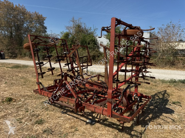 Non-power harrow