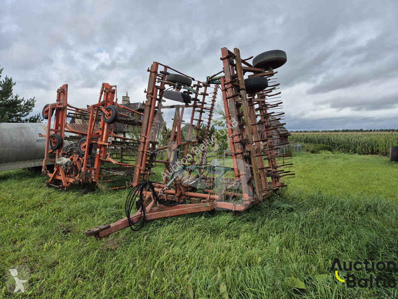 Non-power harrow