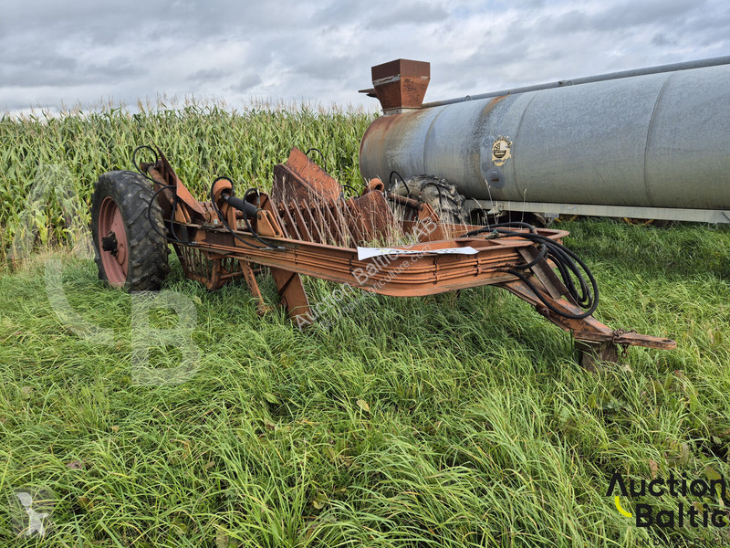 Non-power harrow