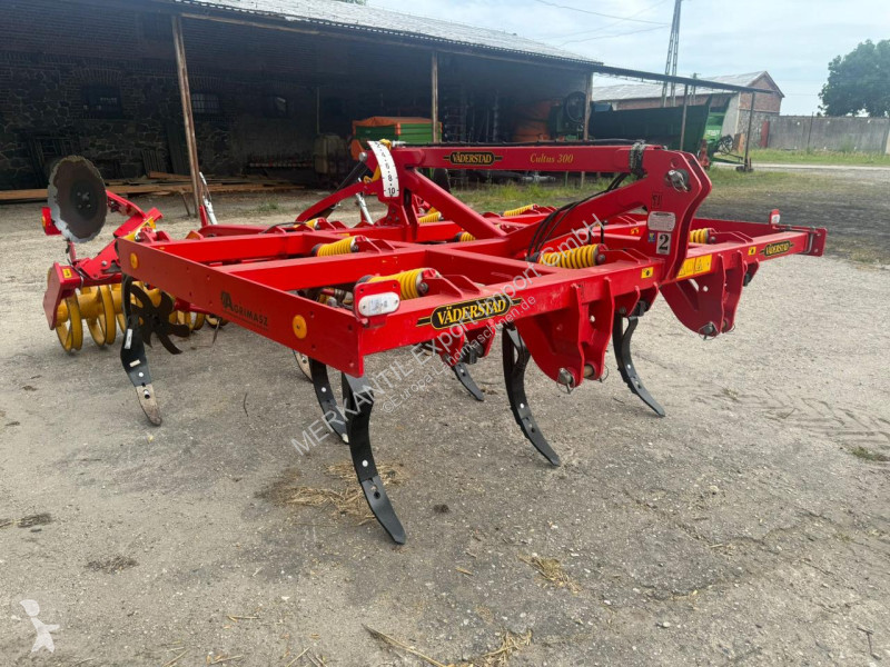 Agregaty Uprawowe Bierne Väderstad  Cultus CS300