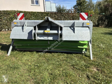 Outils du sol non animés Zocon