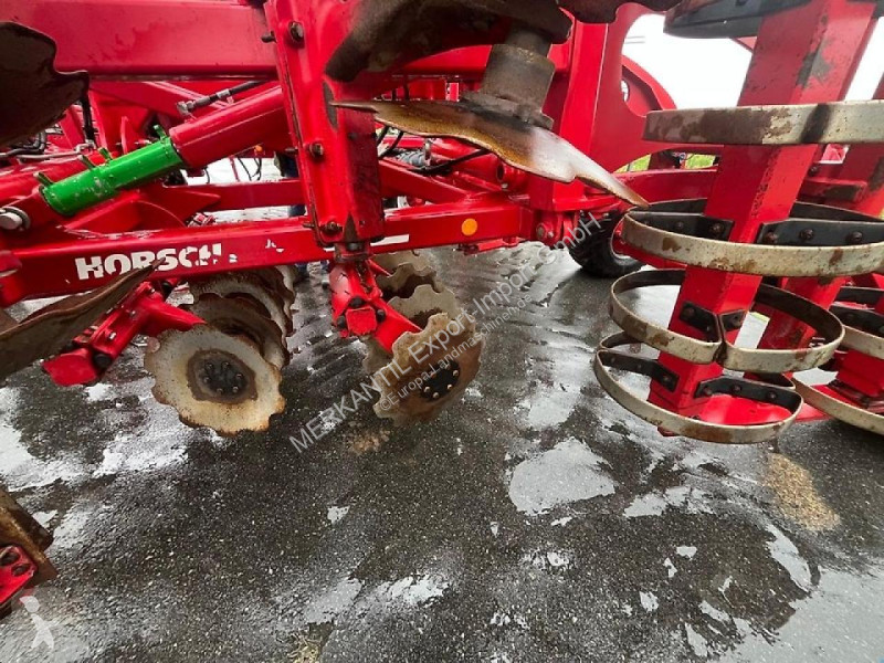 Pohyblivé zemní nástroje Horsch  Joker 6RT