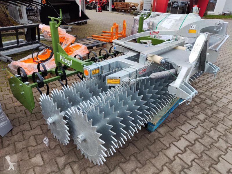 Attrezzi non azionati Fliegl  PROFIWALZE 300 CM...