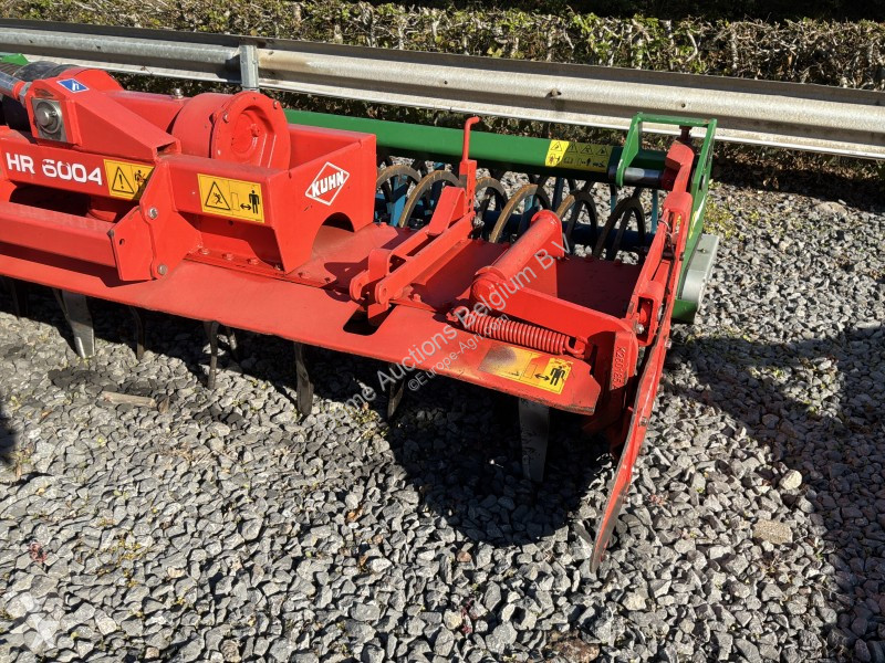 Pohyblivé zemní nástroje Kuhn HR6004