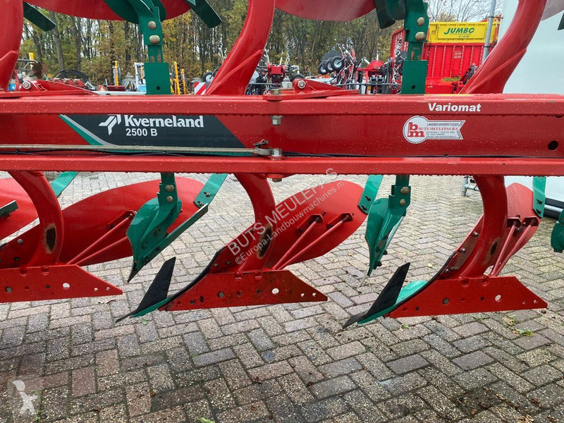 Niet aangedreven grondwerktuigen Kverneland...