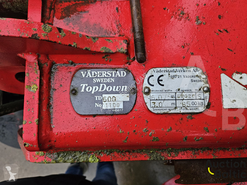 Pohyblivé zemní nástroje  TopDown600