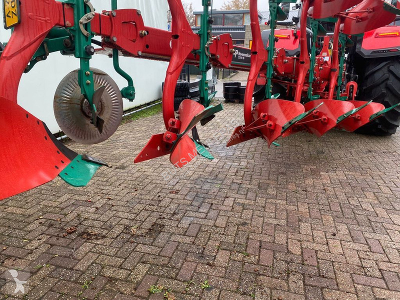 Niet aangedreven grondwerktuigen Kverneland...