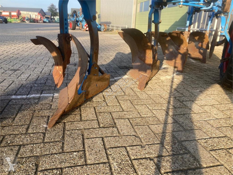 Ikke-bevægelige jordbearbejdningsredskaber...