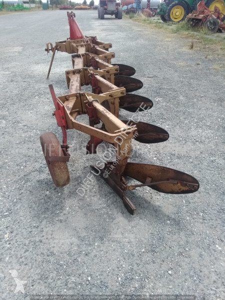 Outils du sol non animés Goizin CHARRUE 86