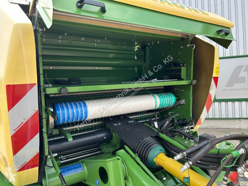 Outils du sol non animés Krone Comprima CV 150...