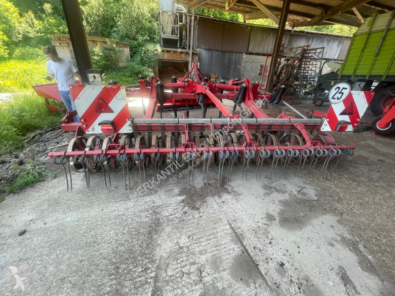 Horsch  Terrano 4FX Non-power harrow