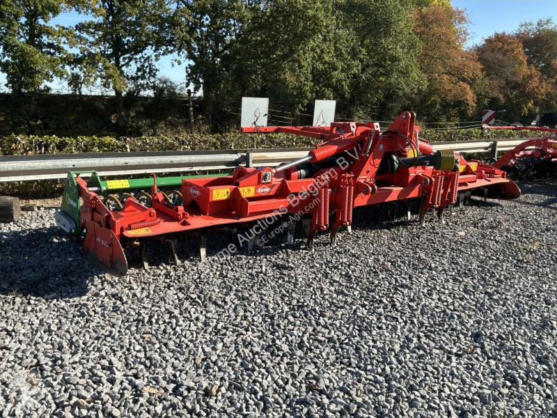 Pohyblivé zemní nástroje Kuhn HR6004