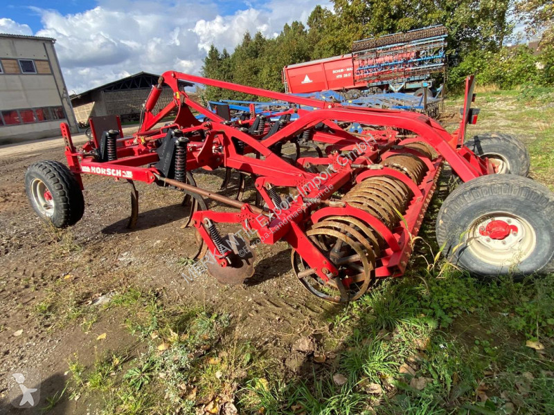 Pohyblivé zemní nástroje Horsch  Terrano 4 FX