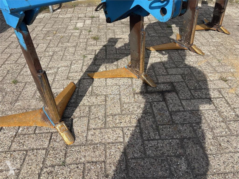 Icke rörliga markverktyg Lemken dolomit 9...