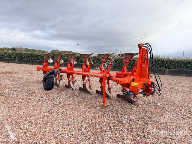Niet aangedreven grondwerktuigen Kuhn  VM1236T7590