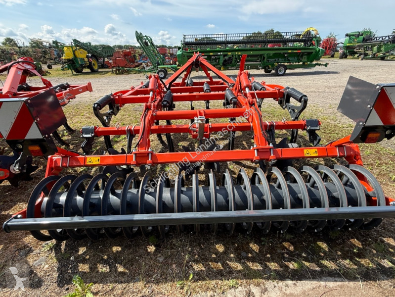Outils du sol non animés Kuhn 300 NS