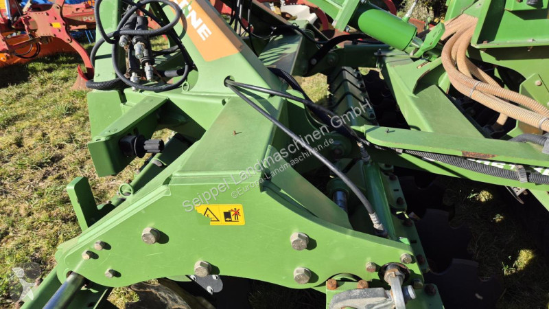 Amazone  CATROS+ 3001 mit GD 201 Non-power harrow