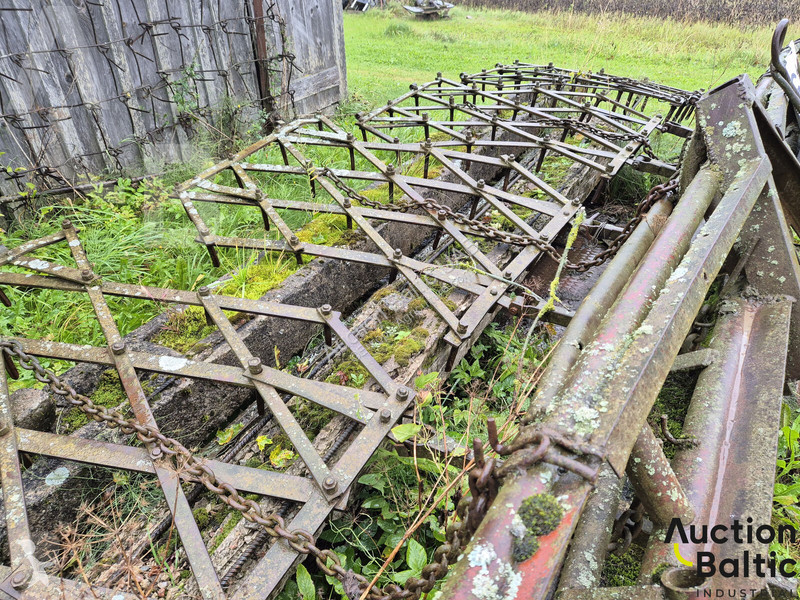 Non-power harrow