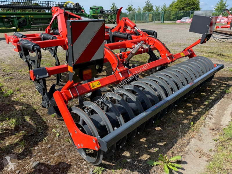 Outils du sol non animés Kuhn 300 NS
