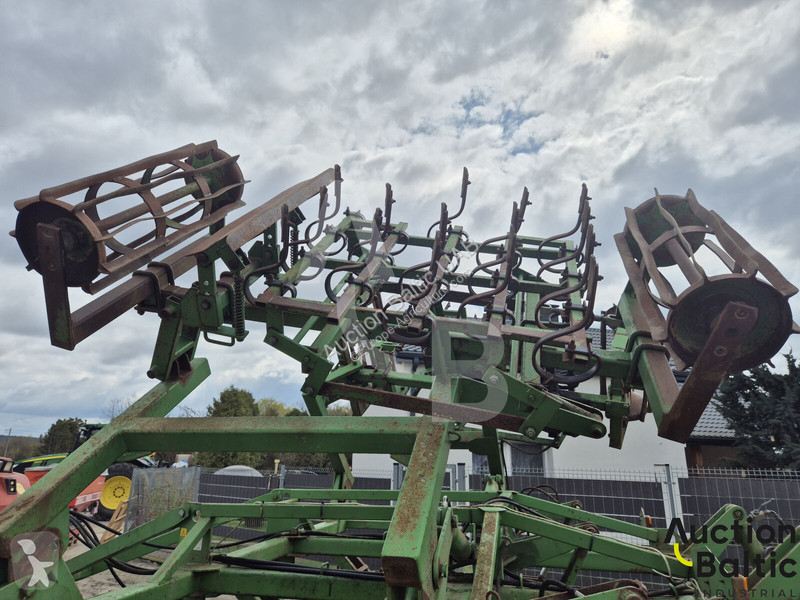 أدوات تربة غير متحركة  Field Cultivator