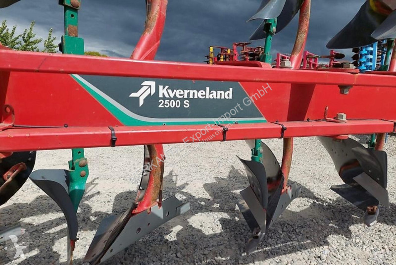 Kverneland  S 2500 I-Plough 5-scharig Non-power...