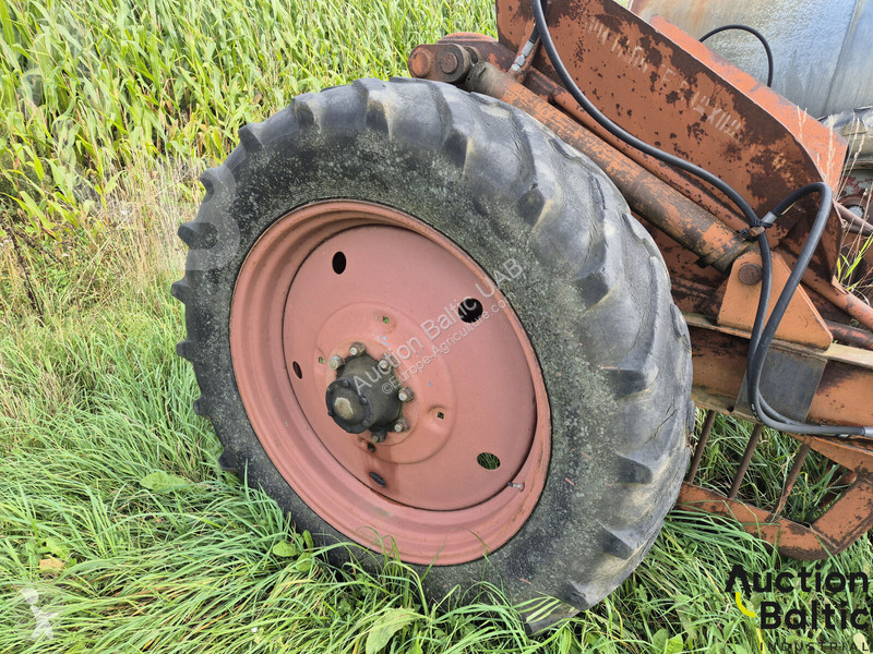 Non-power harrow