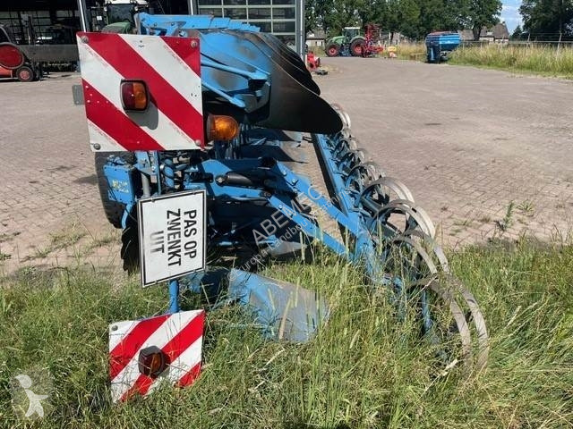 Ikke-bevægelige jordbearbejdningsredskaber...