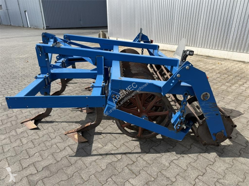 Icke rörliga markverktyg  Cultivator met pakkerrol